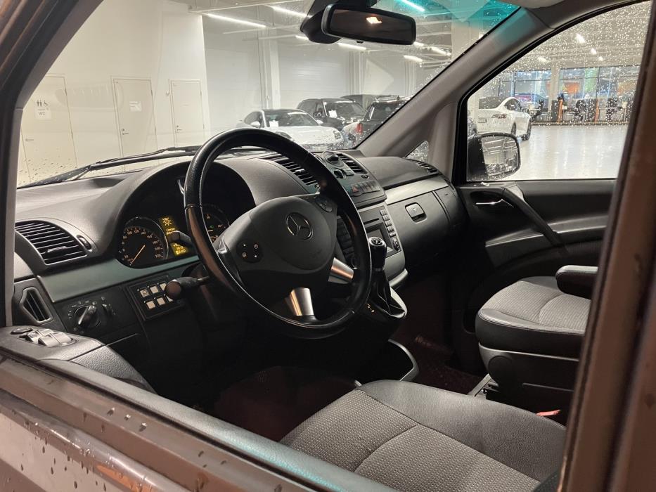 MERCEDES-BENZ Viano 2011
