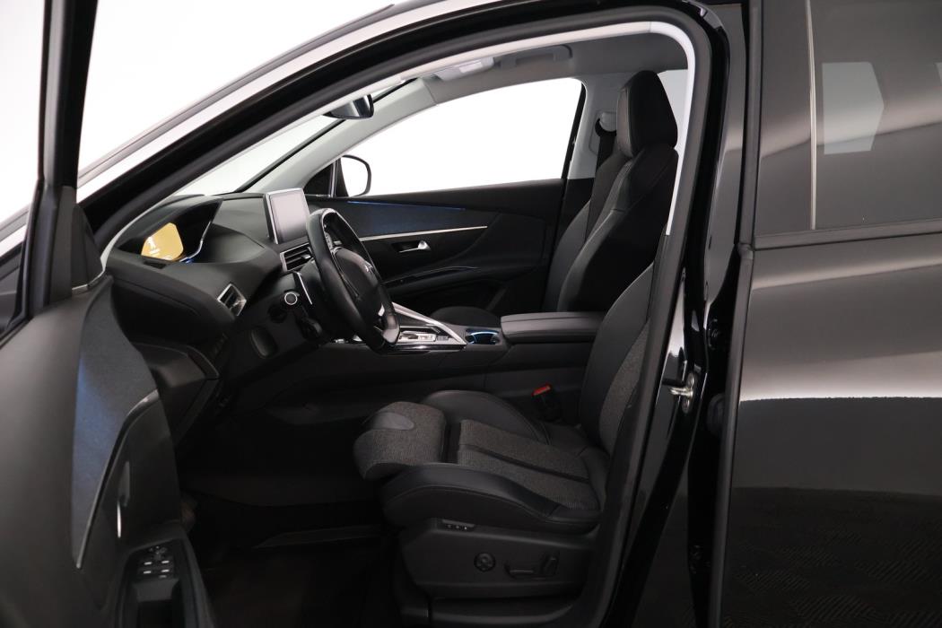 PEUGEOT 5008 2019