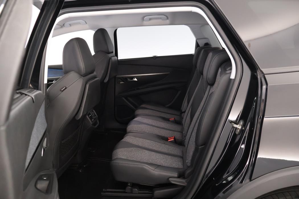 PEUGEOT 5008 2019