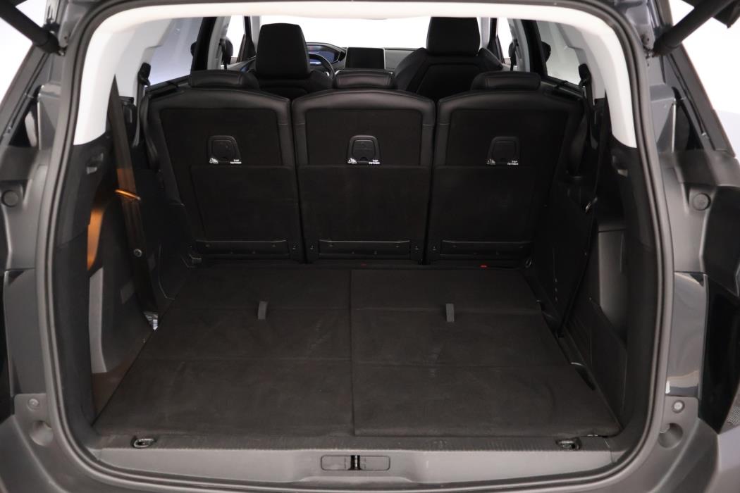 PEUGEOT 5008 2019