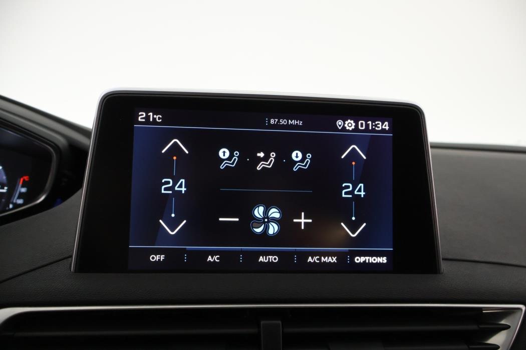 PEUGEOT 5008 2019