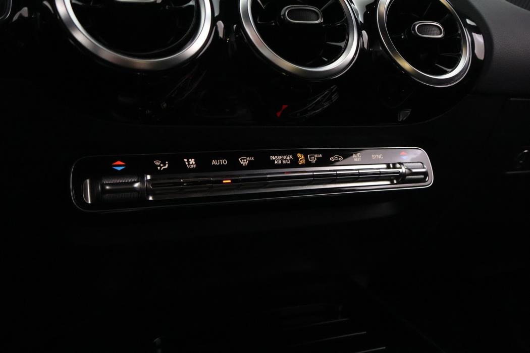 MERCEDES-BENZ B 2019