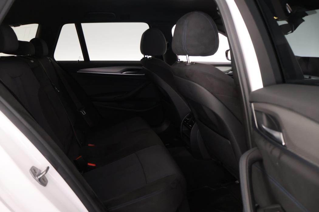 BMW 520 2019
