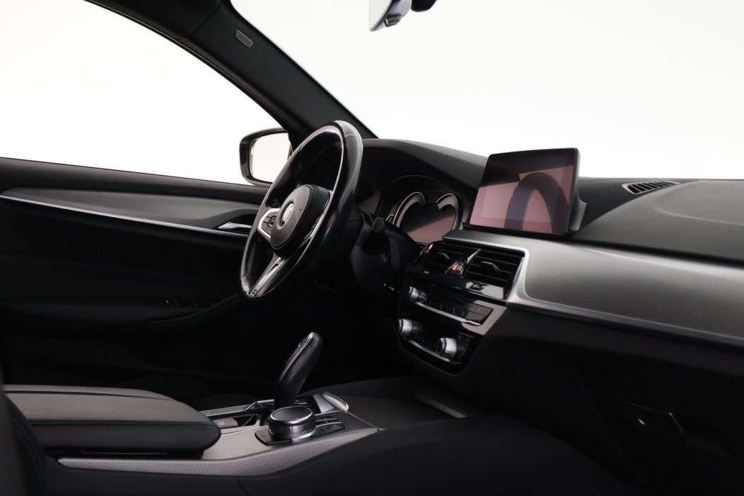 BMW 520 2019