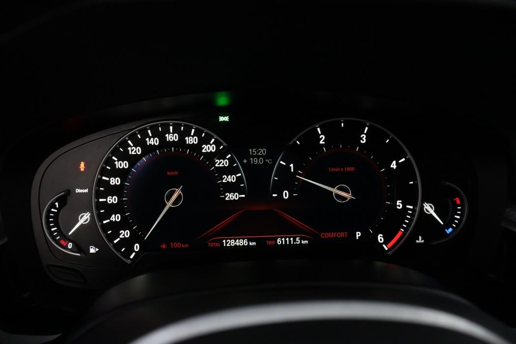 BMW 520 2019