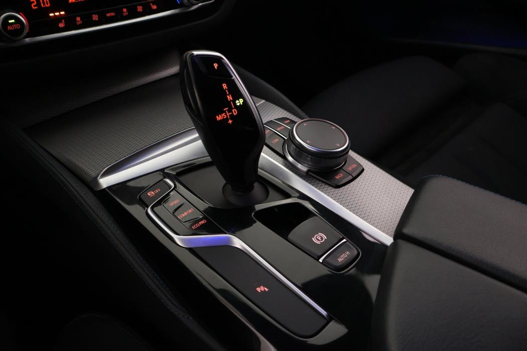 BMW 520 2019