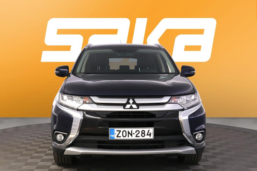 MITSUBISHI Outlander 2016
