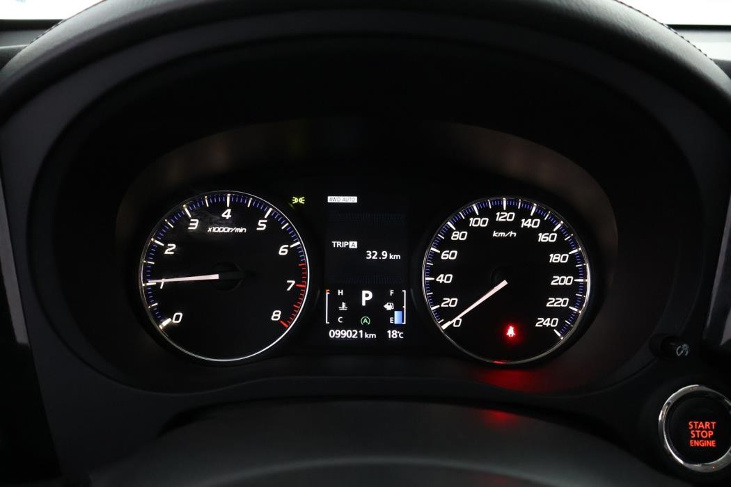 MITSUBISHI Outlander 2016