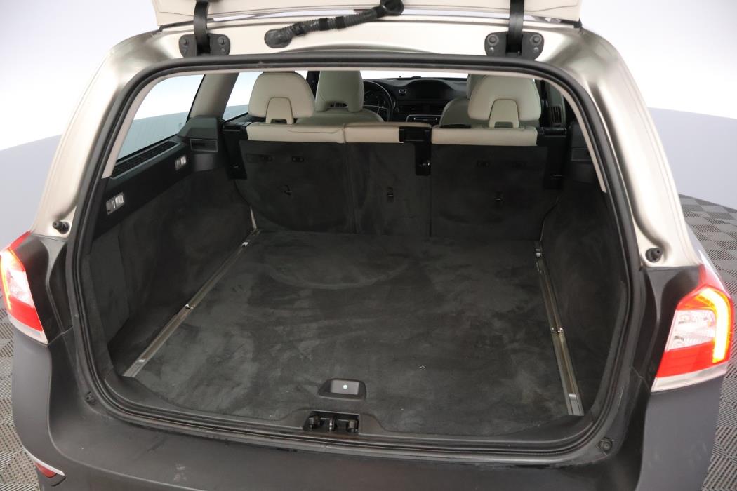VOLVO XC70 2014