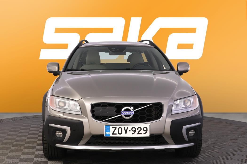 VOLVO XC70 2014