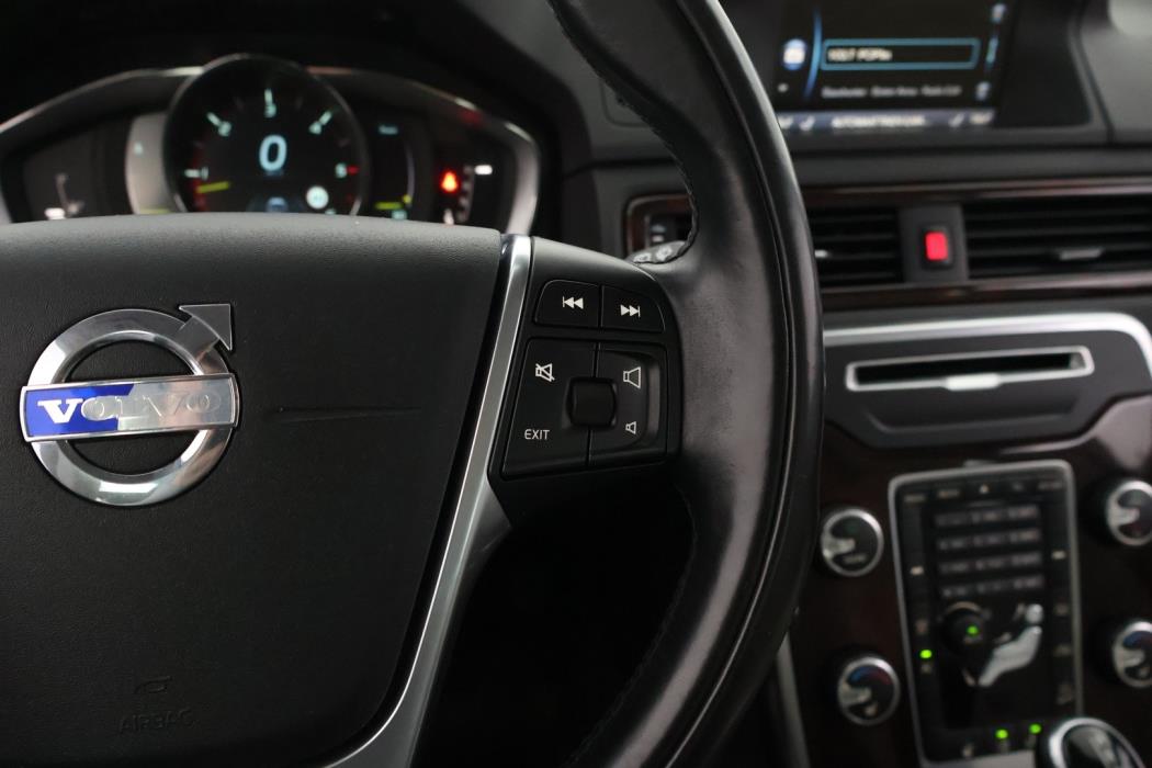 VOLVO XC70 2014