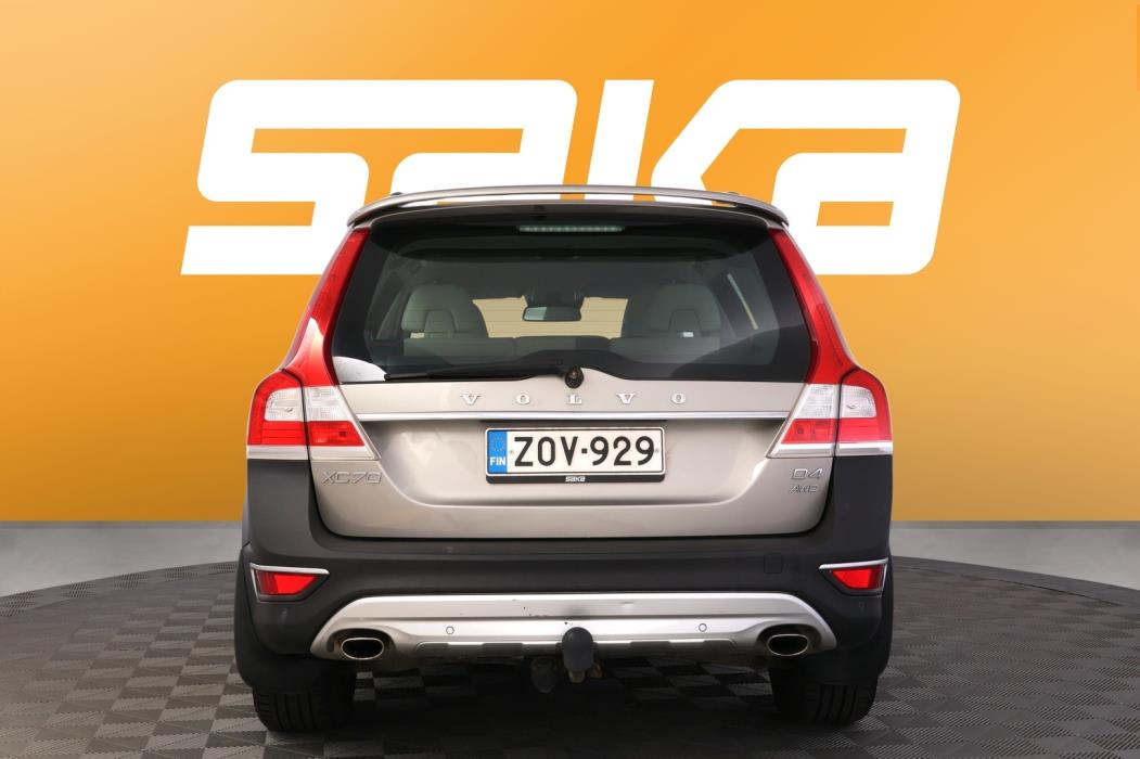VOLVO XC70 2014