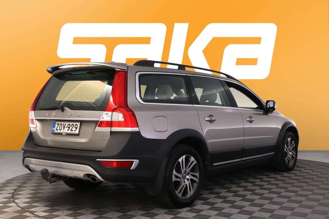 VOLVO XC70 2014
