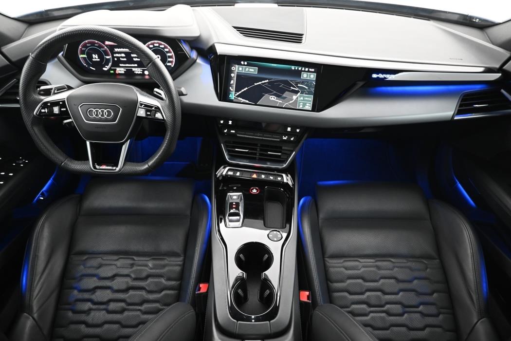 AUDI E-TRON GT RS 2022