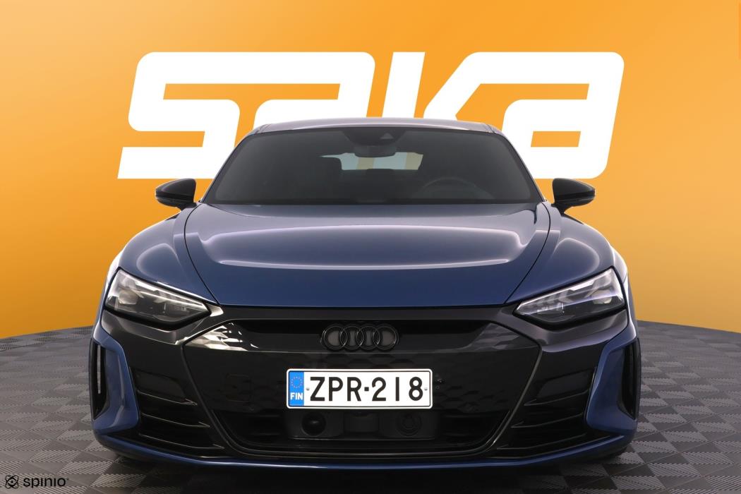 AUDI E-TRON GT RS 2022