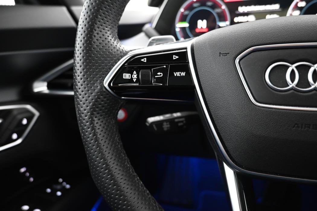 AUDI E-TRON GT RS 2022