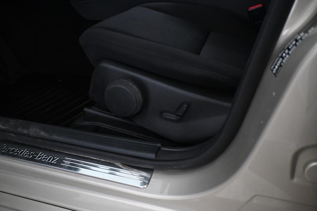 MERCEDES-BENZ GLK 2012