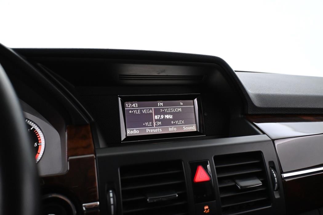 MERCEDES-BENZ GLK 2012