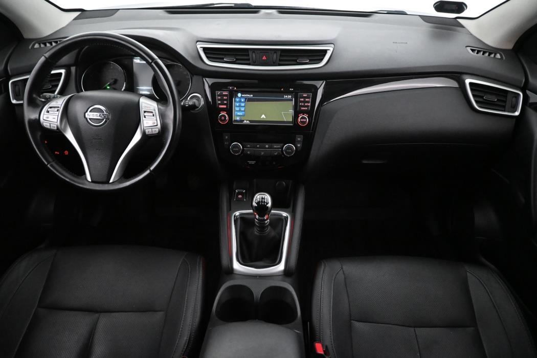 NISSAN Qashqai 2016