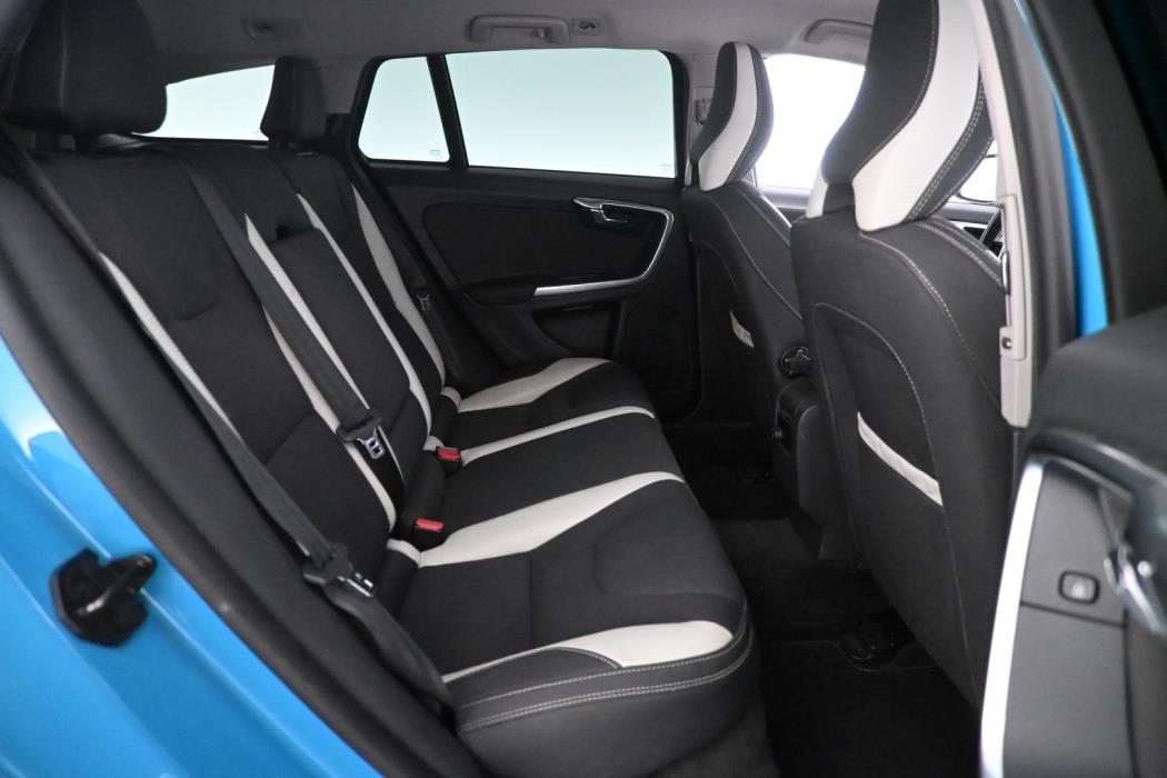 VOLVO V60 2013