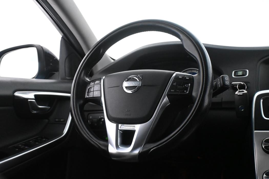 VOLVO V60 2013