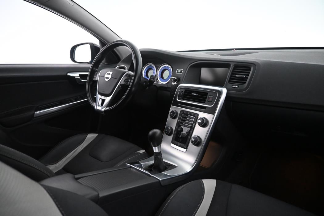 VOLVO V60 2013