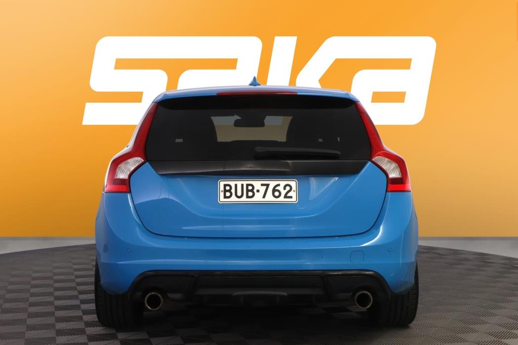 VOLVO V60 2013