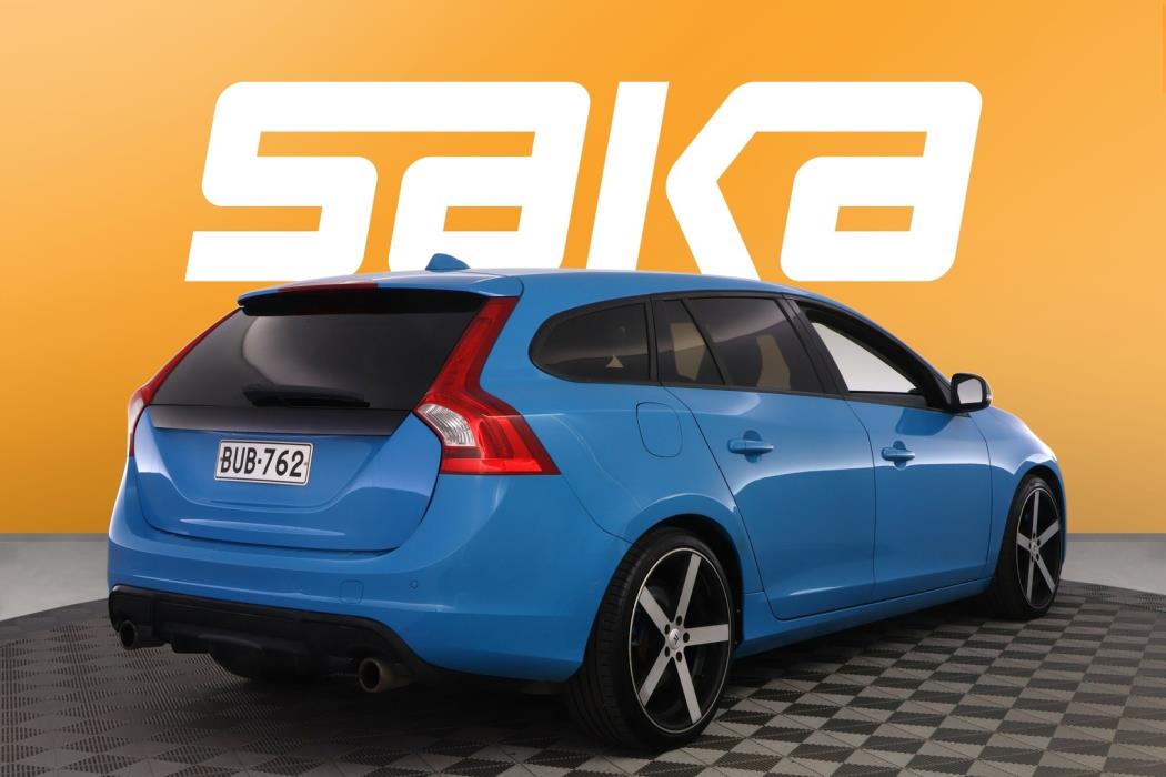 VOLVO V60 2013
