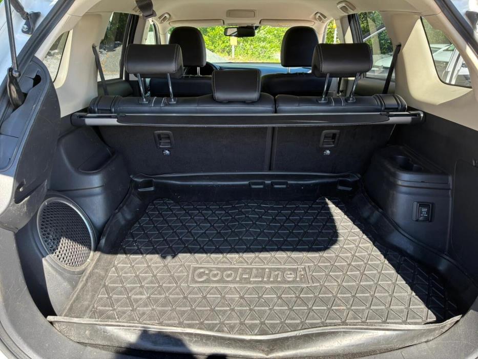 MITSUBISHI OUTLANDER PHEV 2016