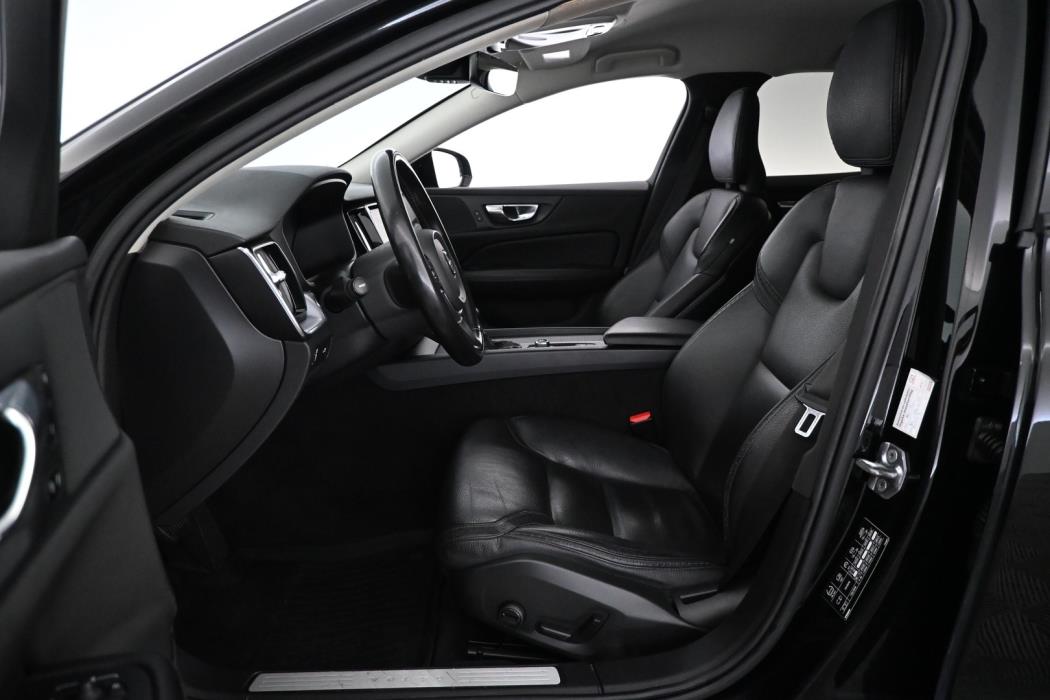VOLVO V60 Cross Country 2019