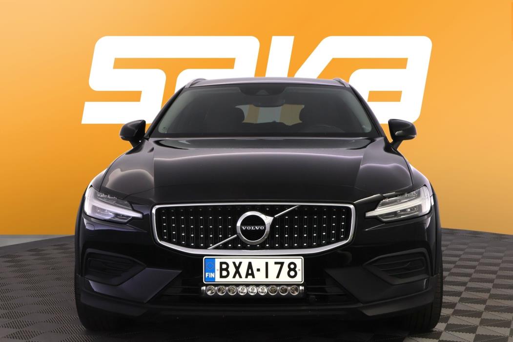 VOLVO V60 Cross Country 2019