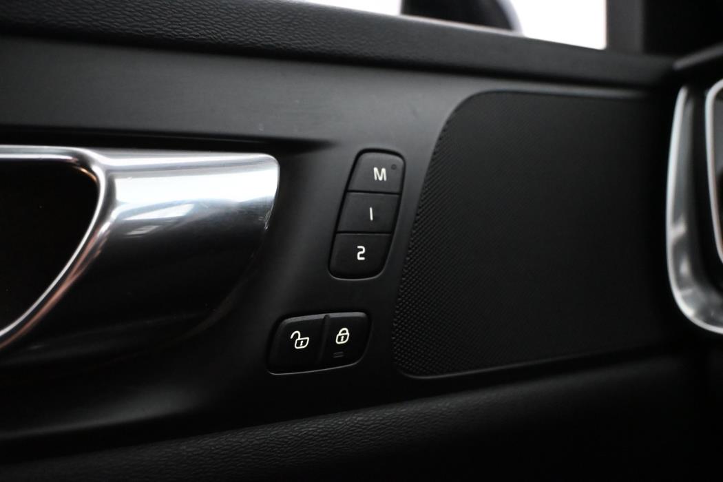 VOLVO V60 Cross Country 2019