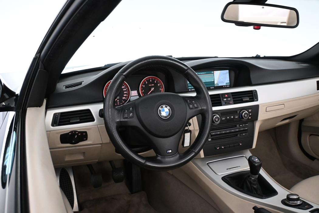 BMW 325 2007