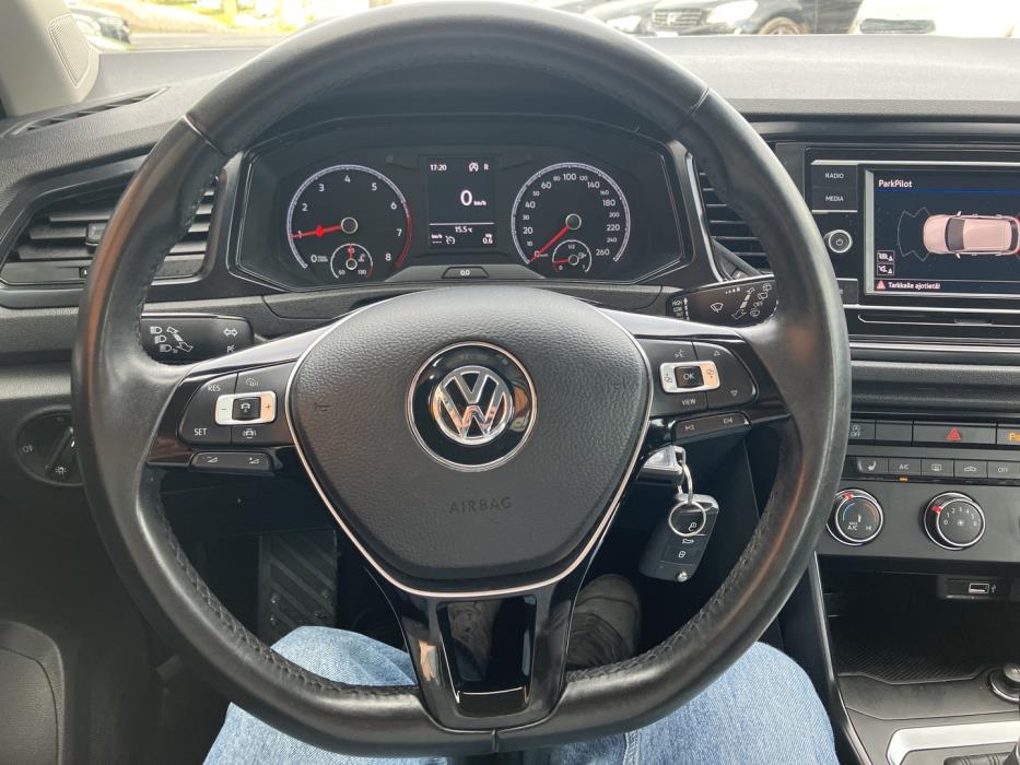 VOLKSWAGEN T-Roc 2019