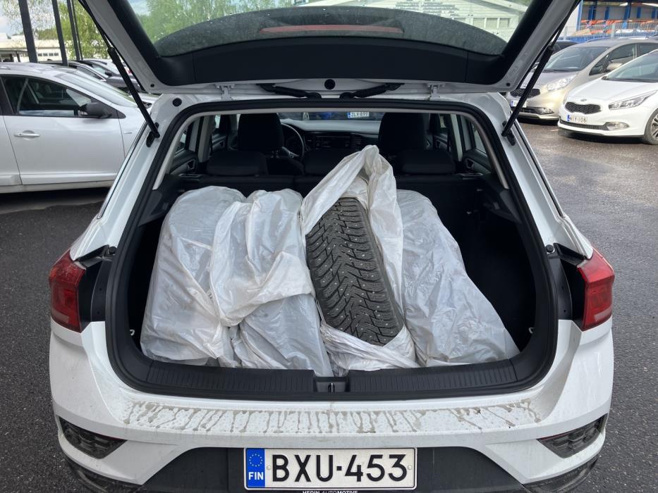 VOLKSWAGEN T-Roc 2019