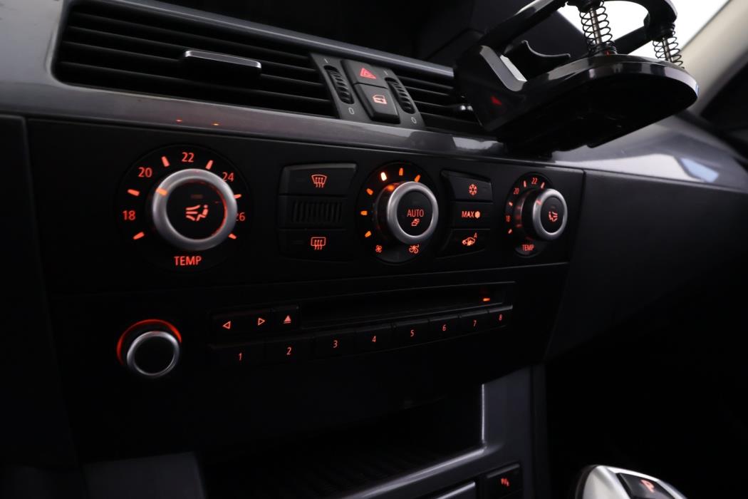 BMW 520 2008