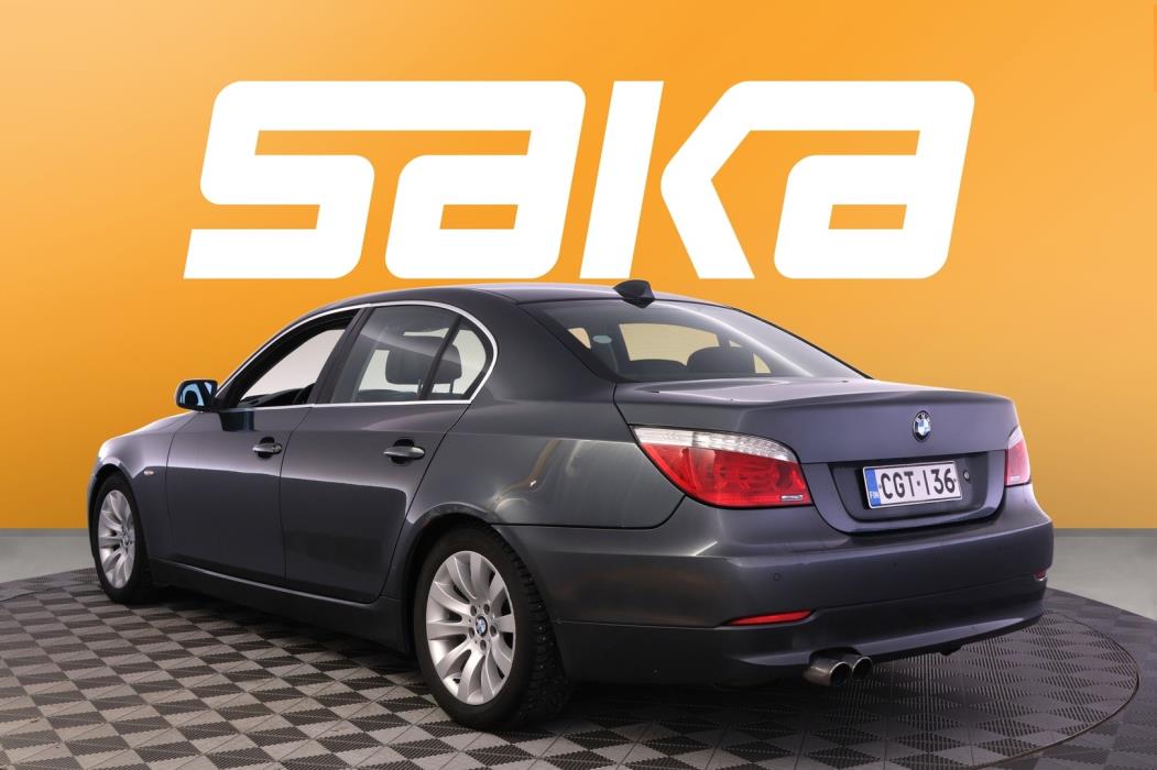 BMW 520 2008