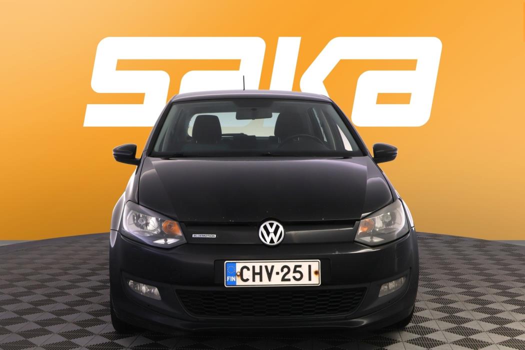 VOLKSWAGEN Polo 2011