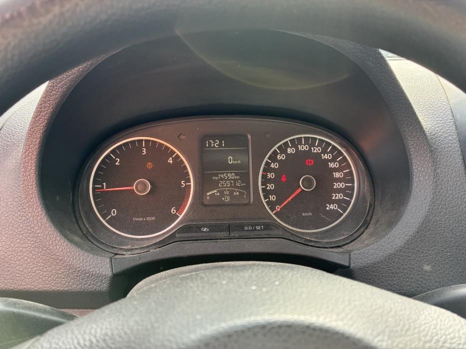 VOLKSWAGEN Amarok 2011