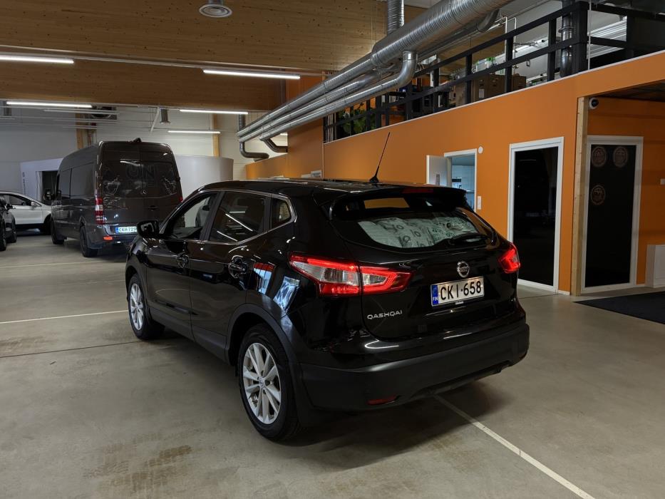 NISSAN Qashqai 2017
