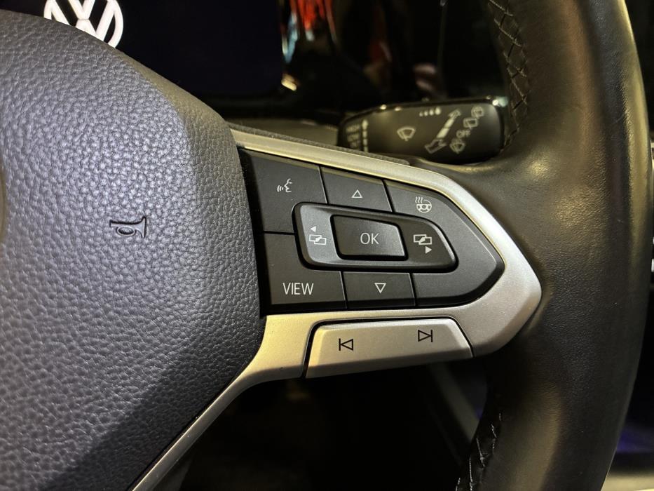 VOLKSWAGEN Golf 2020