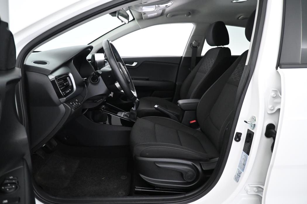 KIA Rio 2024