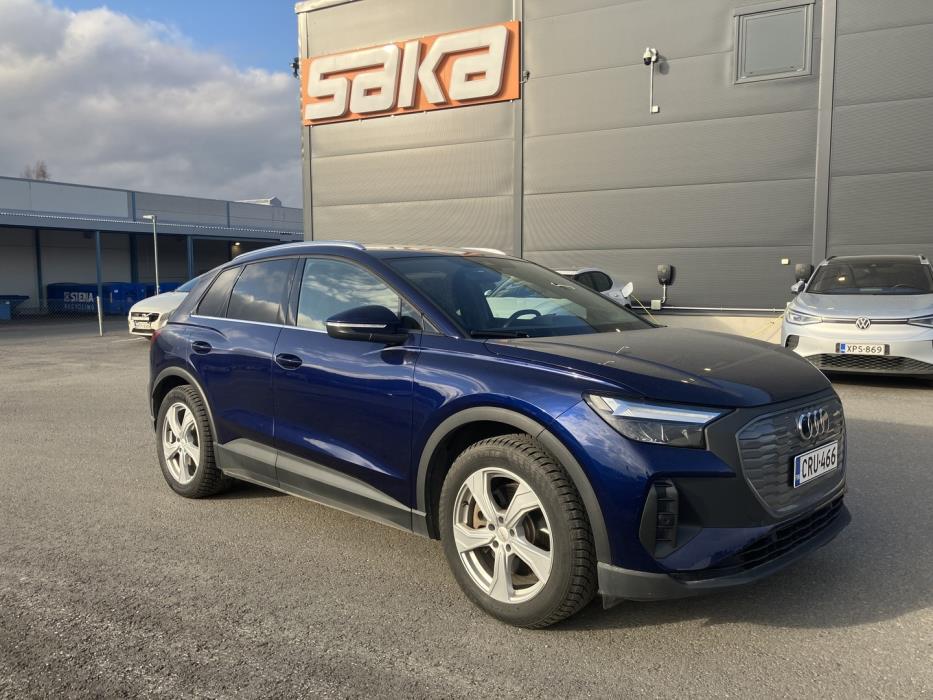 AUDI Q4 e-tron 2024