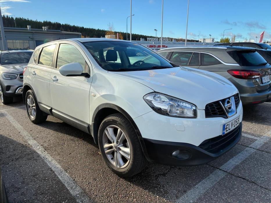 NISSAN Qashqai 2011