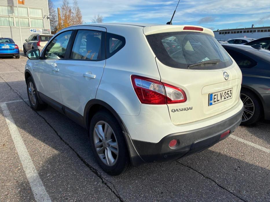 NISSAN Qashqai 2011
