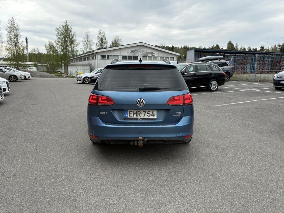 VOLKSWAGEN Golf 2014
