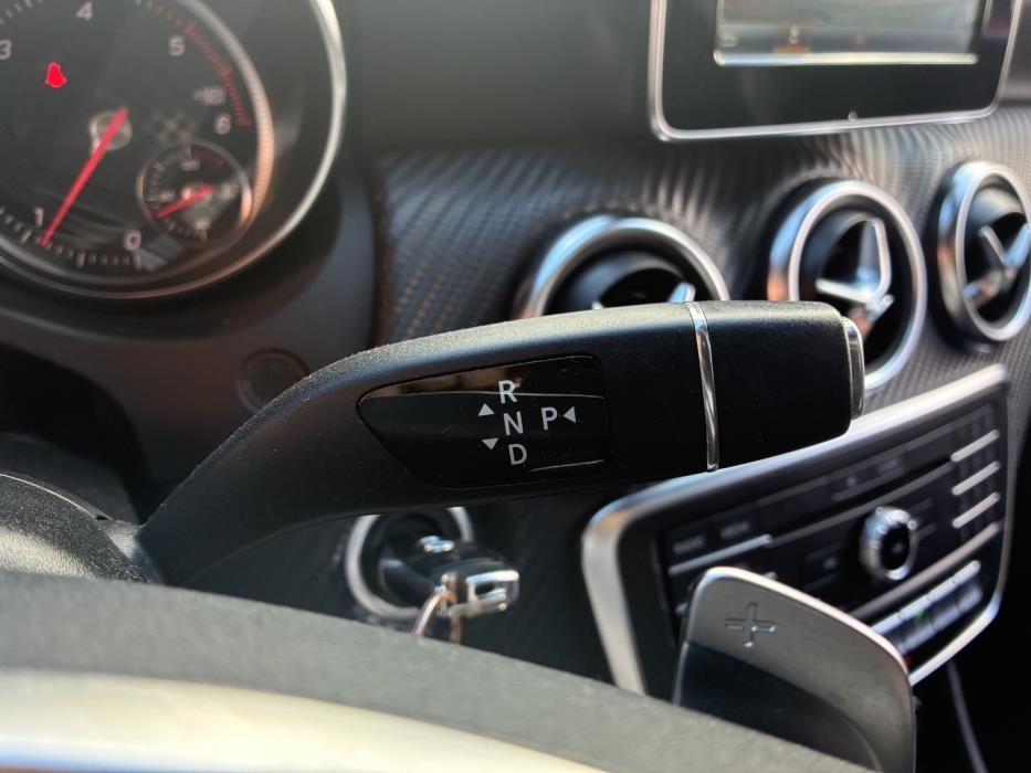 MERCEDES-BENZ A 2016