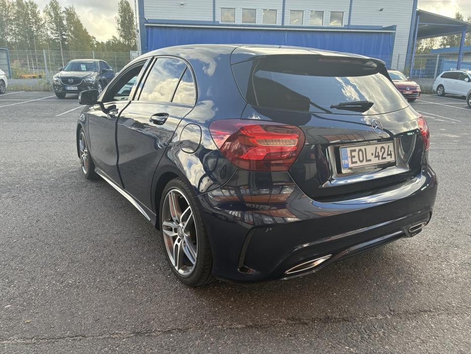 MERCEDES-BENZ A 2016
