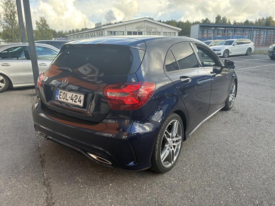 MERCEDES-BENZ A 2016