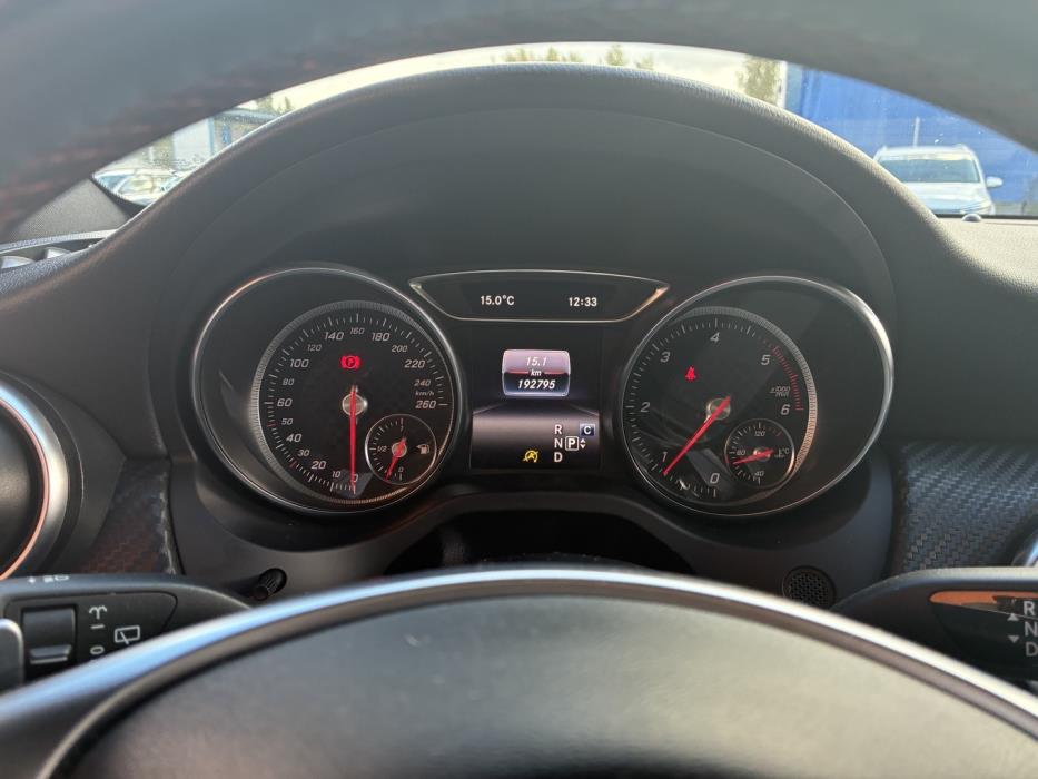 MERCEDES-BENZ A 2016